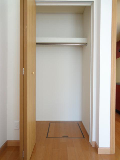 収納　参考写真になります。