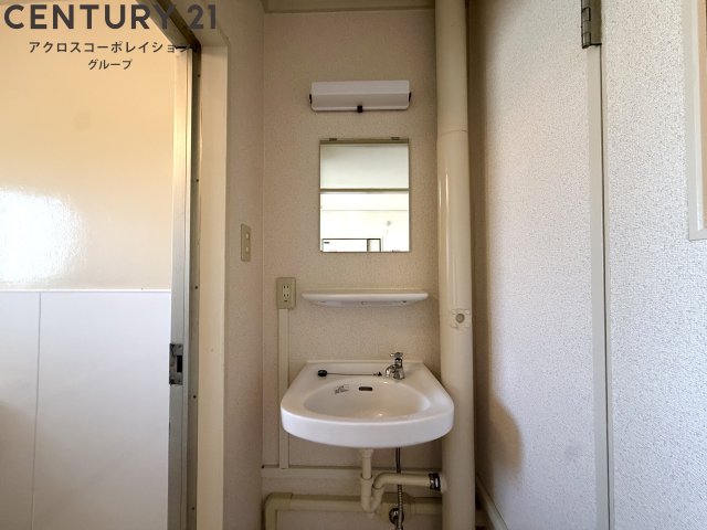 トイレ　独立洗面台付き☆