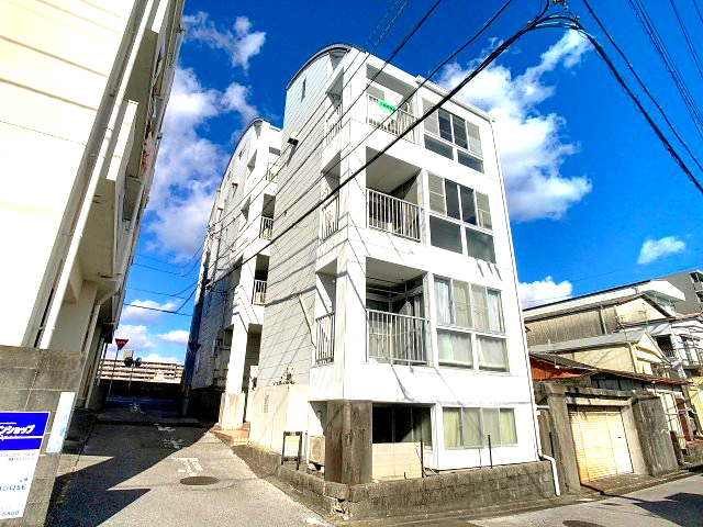 建物外観　2025年2月撮影