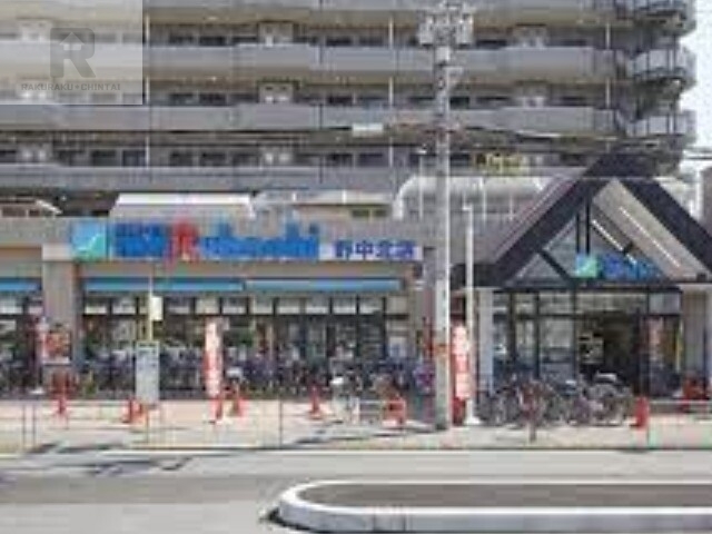 スーパー　スーパーマルハチ野中北店（スーパー）まで288m