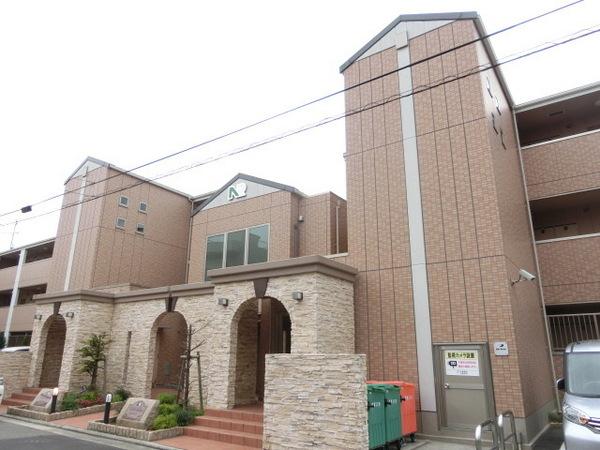 建物外観　オートロック付きマンション！