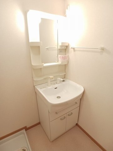 洗面設備　広い洗面スペース