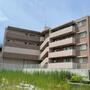  築4年11ヶ月 4階建の賃貸物件