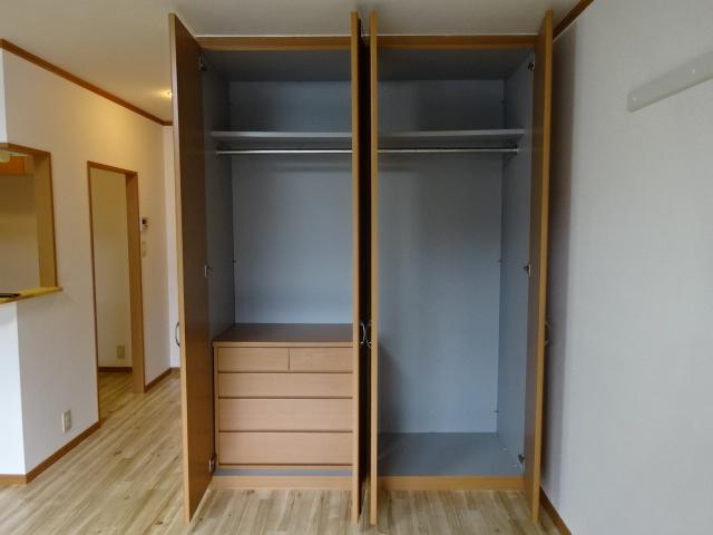 収納　クローゼット