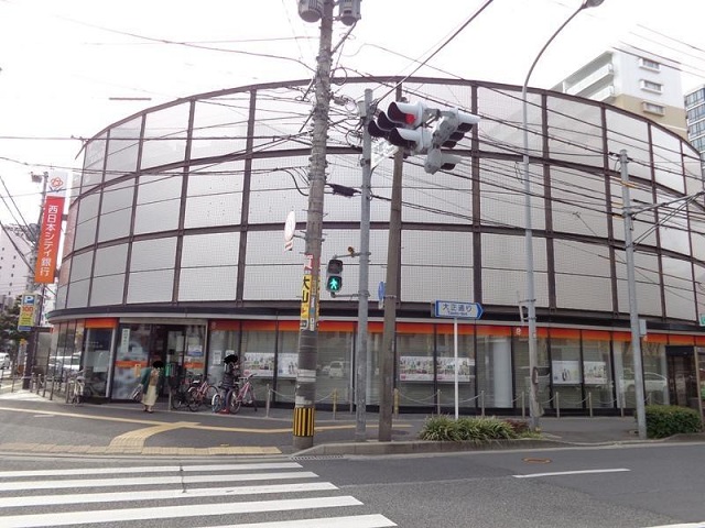銀行　西日本シティ銀行薬院支店（銀行）まで702m