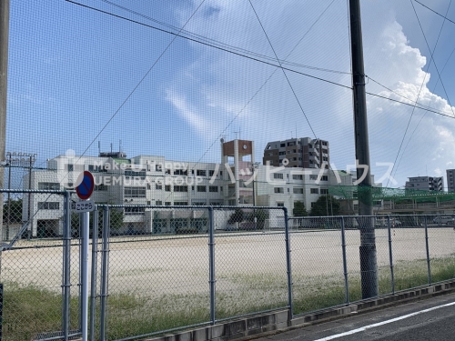 中学校　筑山中学校（中学校）まで470m