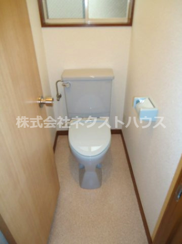 トイレ　別部屋参考写真です
