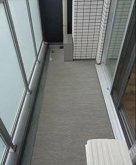 バルコニー　暖かな日差しのふりそそぐバルコニー