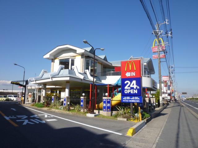 飲食店　マクドナルド23号津店（飲食店）まで386m