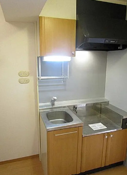 キッチン　別部屋の画像を使用しております。