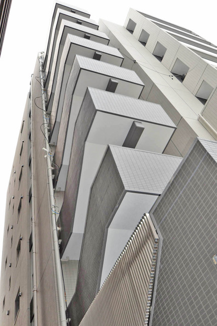 建物外観　東側から