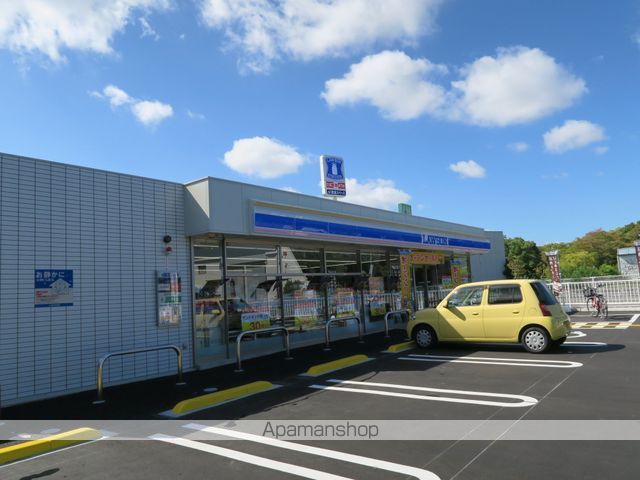 コンビニ　ローソン（コンビニ）まで419m