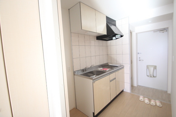 キッチン　※別部屋の写真です