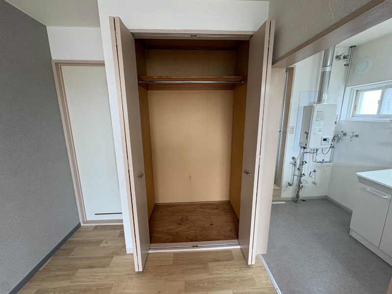 収納　こちらは収納です。物をしまう事ができますね！
