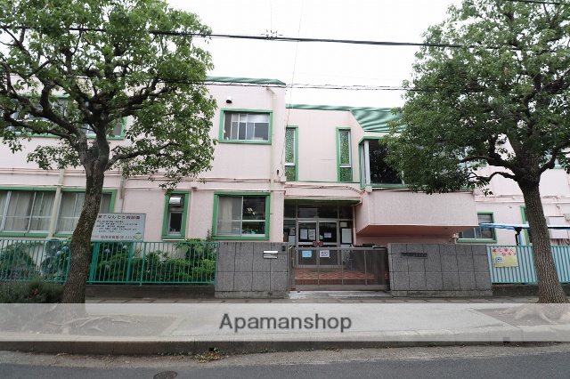 幼稚園・保育園　塩焼保育園（幼稚園・保育園）まで218m