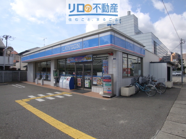 コンビニ　ローソン川西能勢口駅前店（コンビニ）まで139m