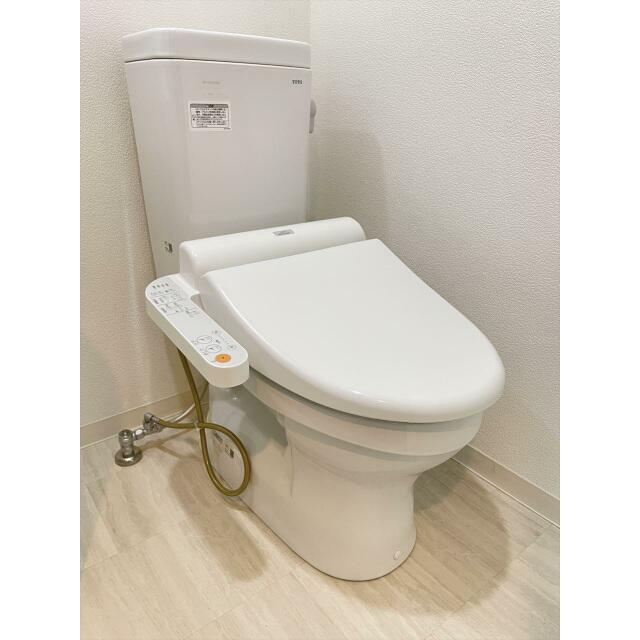 トイレ　同タイプ参考写真