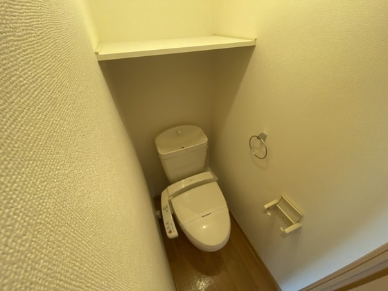 トイレ　※別部屋の写真です
