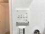 その他設備　浴室暖房乾燥機付き
