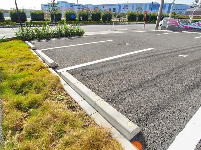 駐車場　☆敷地内駐車場☆