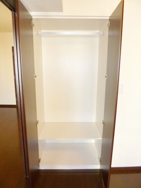 収納　★たっぷり収納スペース★