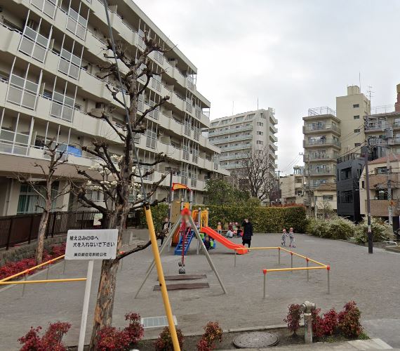 公園　本三くじら広場（公園）まで119m