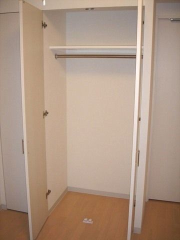 収納　クローゼット