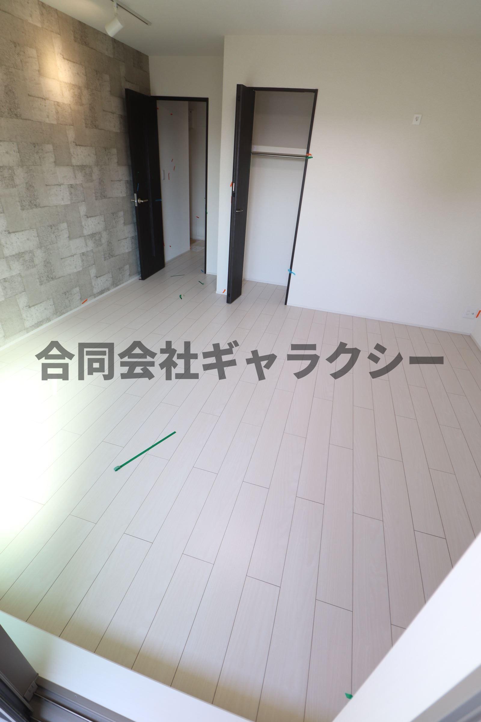 居室・リビング　10.1帖のゆったり洋室