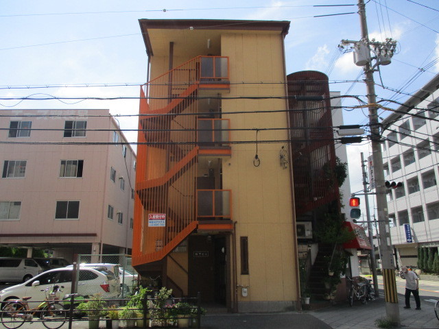 建物外観　オシャレな外観です