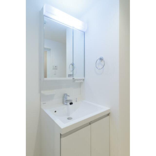 洗面設備　※写真は同タイプ住戸です。