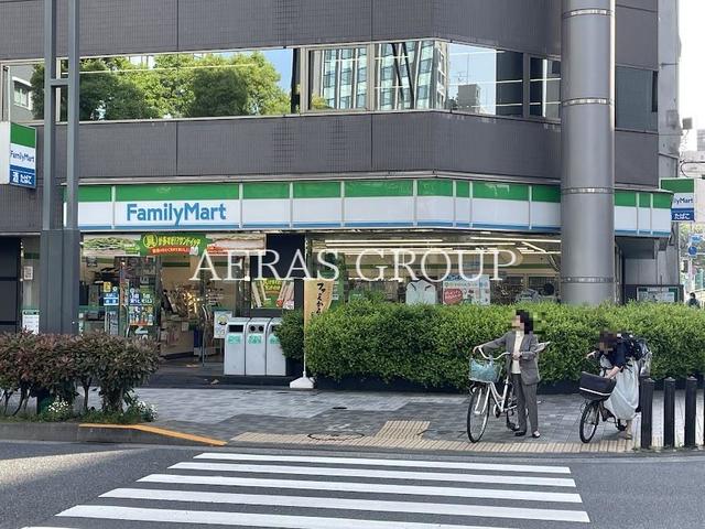 コンビニ　ファミリーマート 新川中央大橋店（コンビニ）まで92m