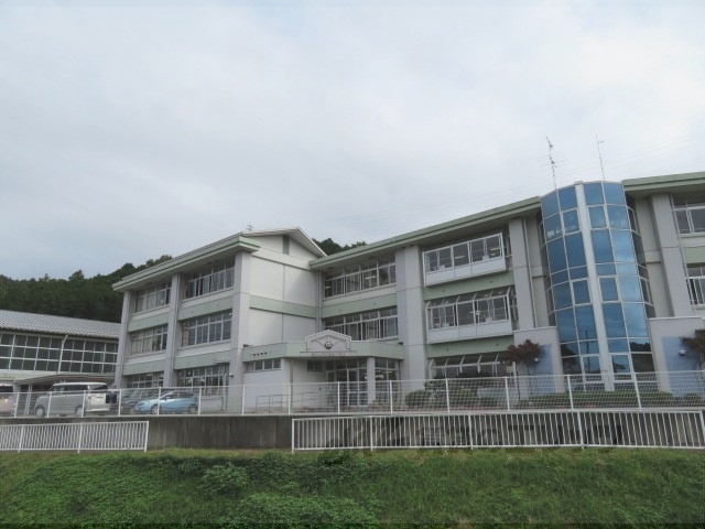 小学校　遷喬小学校（小学校）まで450m