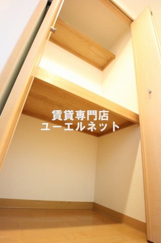 収納　クローゼット付きでお部屋もスッキリ♪