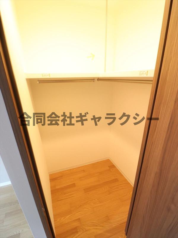 収納　ウォークインクローゼット