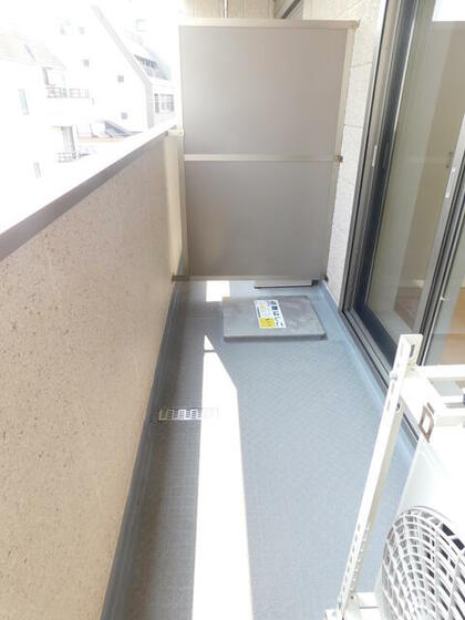 バルコニー　※同一間取りの別部屋参考写真です※