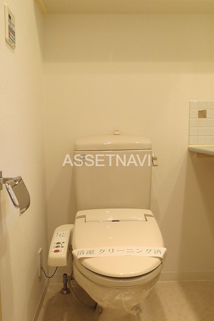 トイレ　別フロアのお部屋です