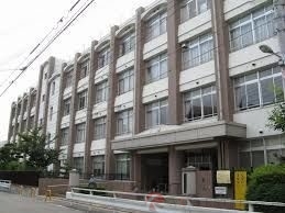 小学校　大阪市立柏里小学校（小学校）まで554m