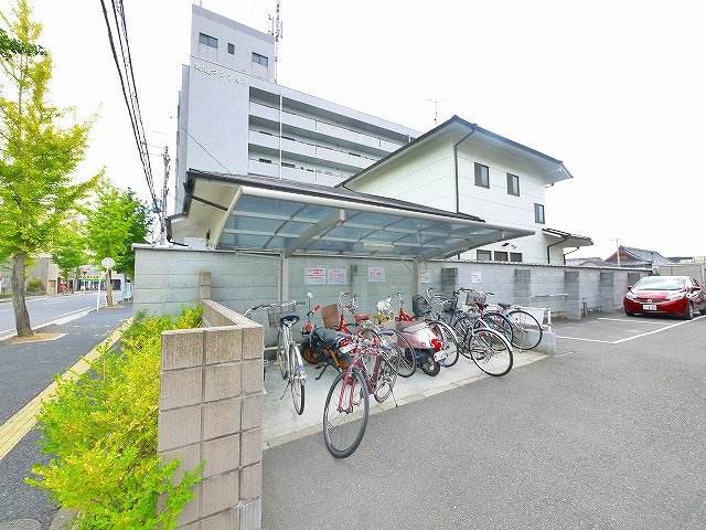その他共有部分　自転車置き場です。