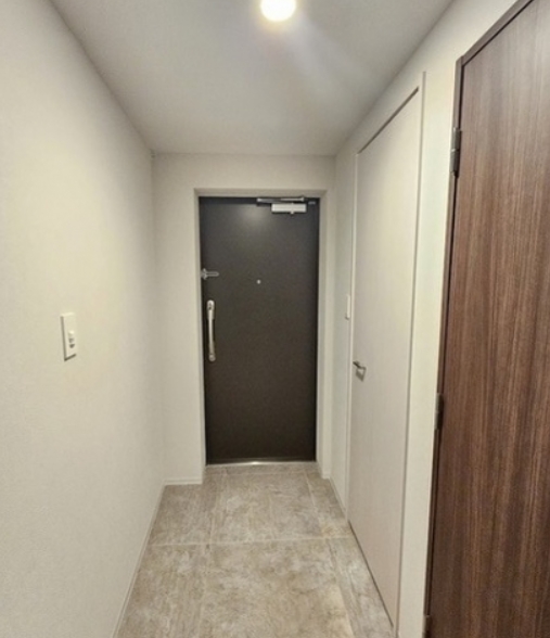 ウェルスクエア中延IIの玄関写真