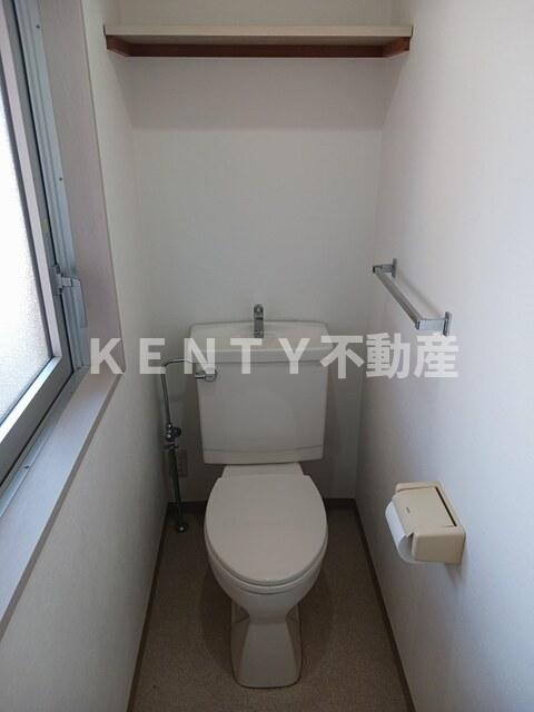 トイレ　清潔感のあるトイレです