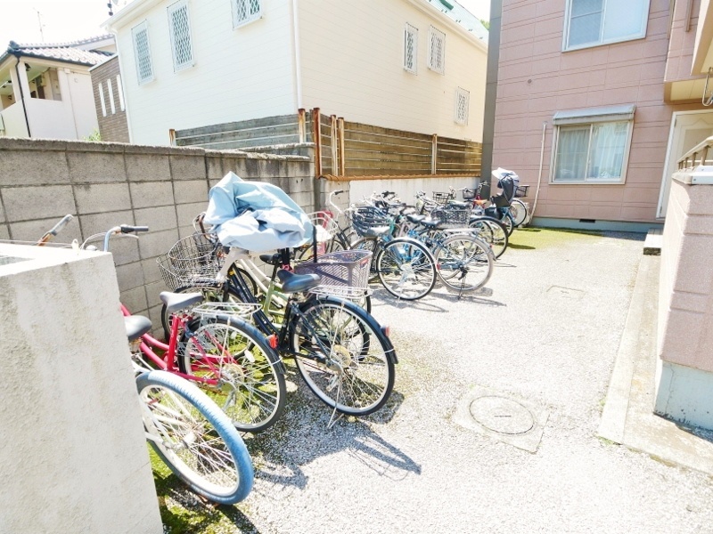 その他共有部分　駐輪場は１世帯２台まで駐輪可能♪