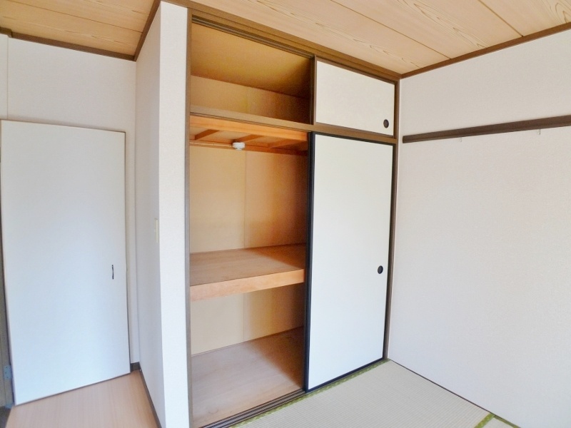収納　【同仕様】和室の収納は広々しているので荷物がすっきり片付きま