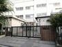 小学校　中野区立南台小学校（小学校）まで469m
