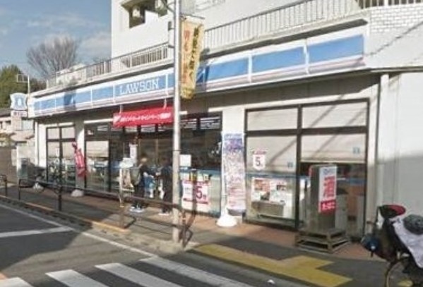 コンビニ　ローソン 代沢五丁目店（コンビニ）まで879m