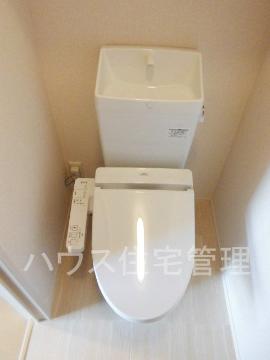 トイレ　シャワー付トイレ