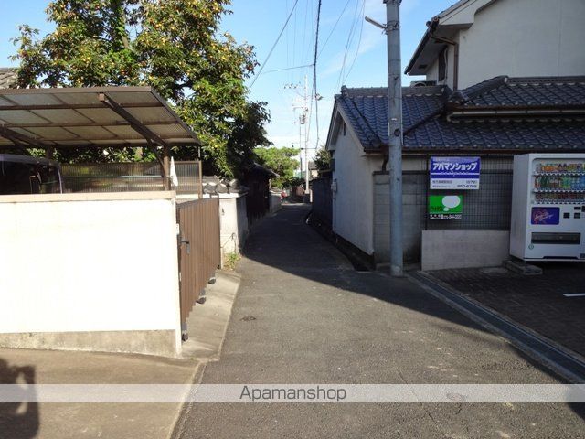 スーパー　トップワールド枚方店（スーパー）まで947m