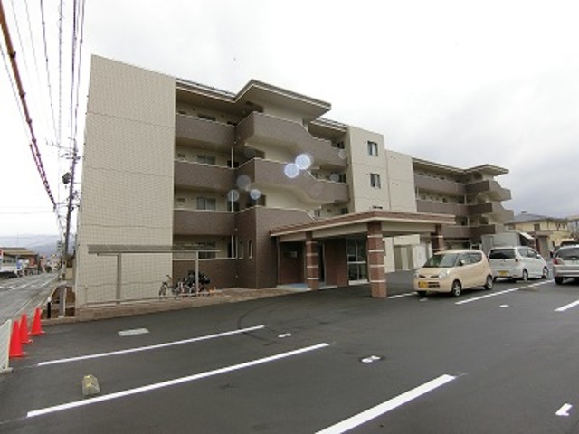 ソラーナ岡谷A