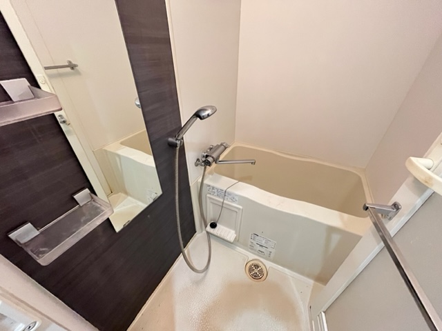 バス・シャワールーム　※別部屋参照