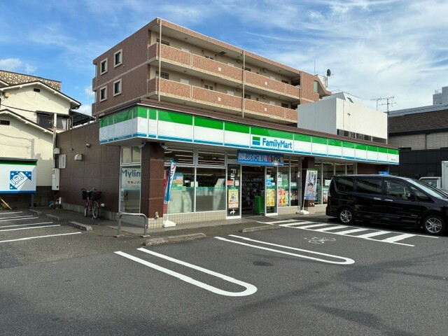 その他　ファミリーマートまで50m