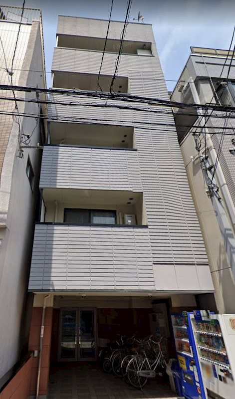 建物外観　東洞院通り沿いのマンションです。